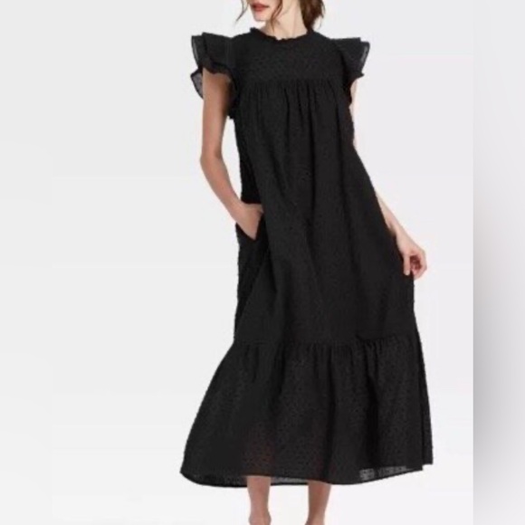 Who What Wear Dresses & Skirts - Who What Wear Ruffle Short Sleeve Dress